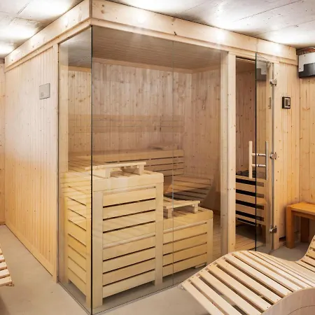 Splendid In With Sauna Holiday home *
